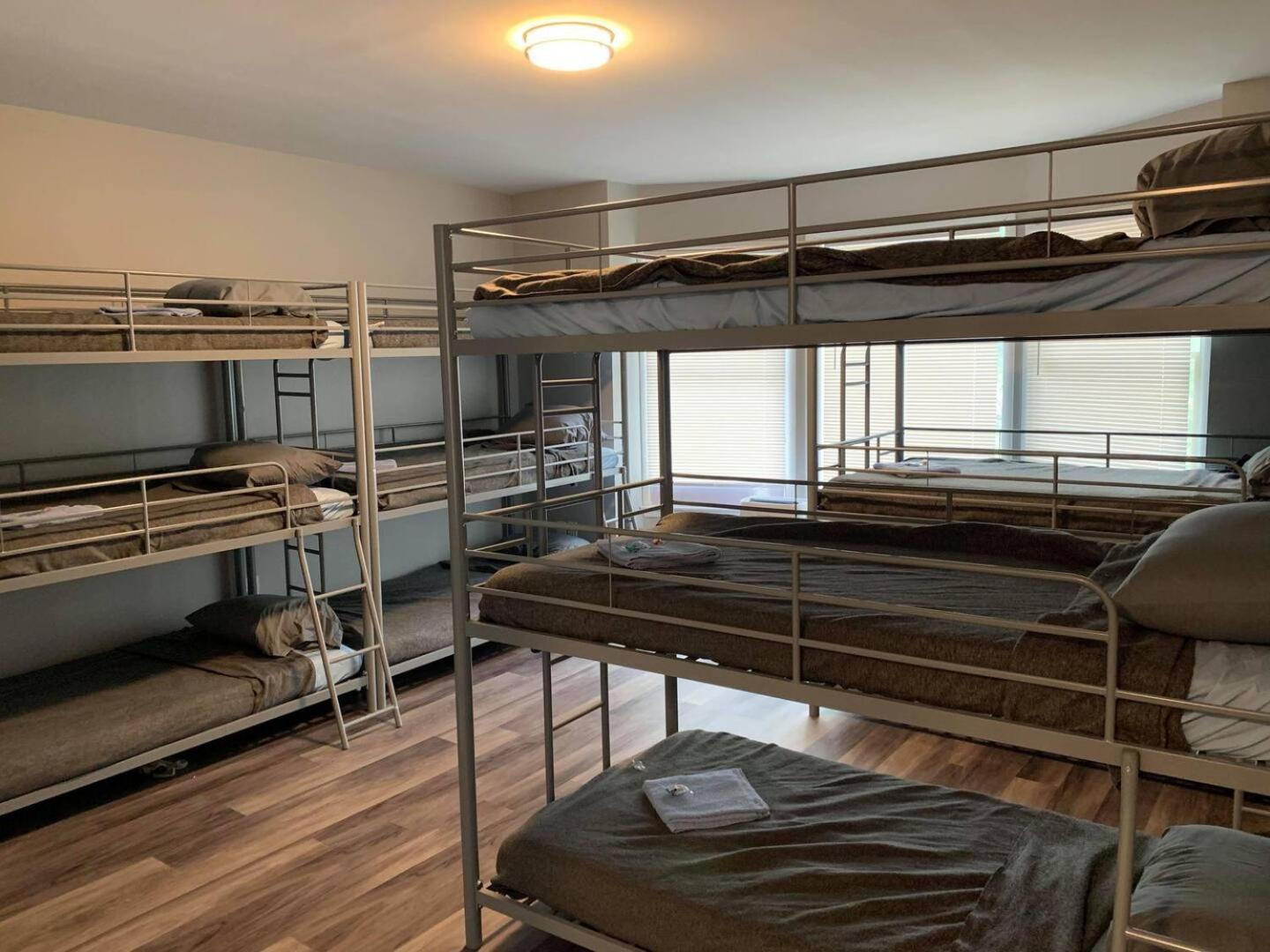 ☆☆ Modern Coed Dorm In Harrisburg ☆☆ Lägenhet Exteriör bild